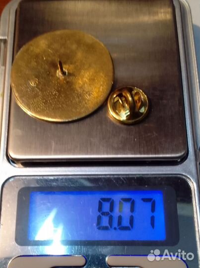 Медальзнаки Станция метро Красные ворота и Метро Ф