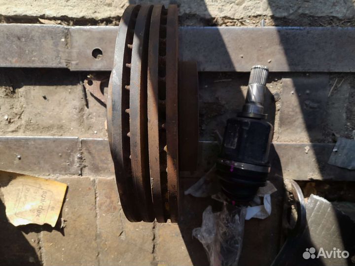 Диск тормозной передний Mazda 3