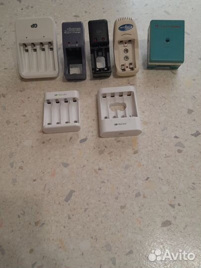 Зарядное устройство для АКБ аа и ааа