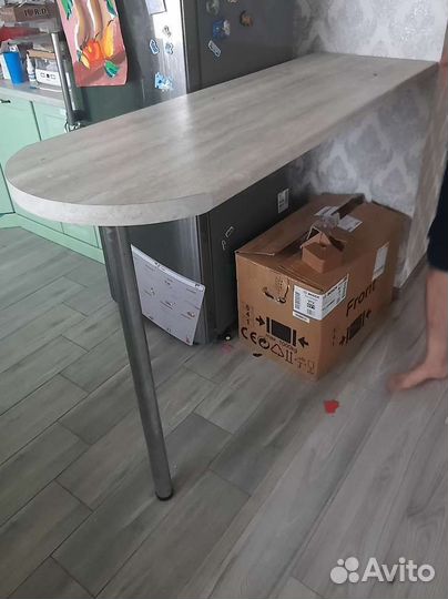 Стулья барные и стойка