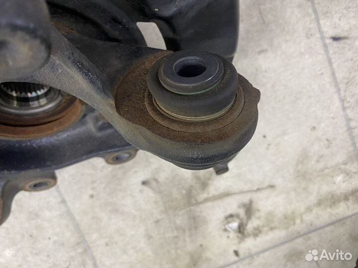 Задний правый кулак BMW F20 F21 F22 F23 F33 F36