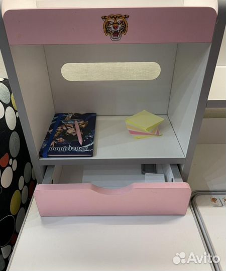 Продам парту детскую Mealyx