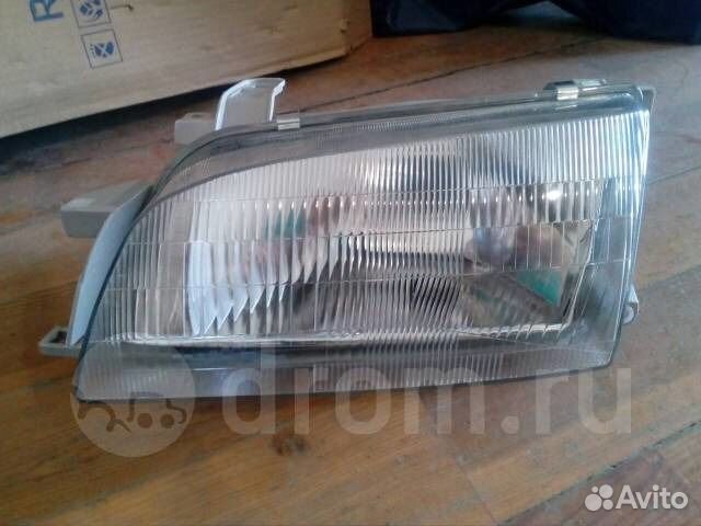Фары Toyota Corona 92-96 г. в