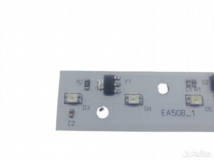 Дополнительный стоп Nissan Pathfinder (Дорестайл)