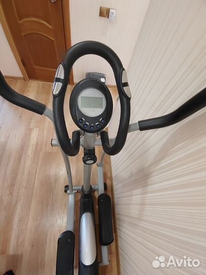 Эллиптический тренажер