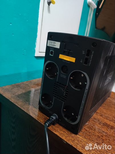 Ибп APC Back-Ups 1100