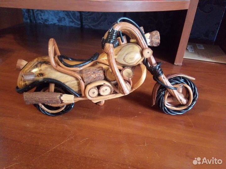 Сувенирный Мотоцикл деревянный hand made