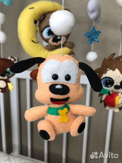 Мобиль для детской кроватки