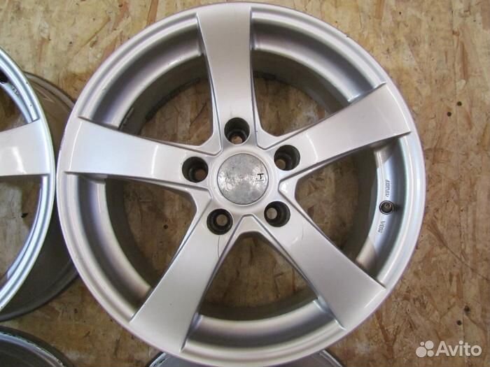 Диски KIA R16 Литые 5x114.3 J7 MW