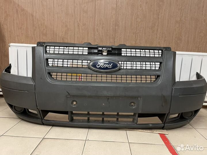 Бампер передний Ford Transit 1709131