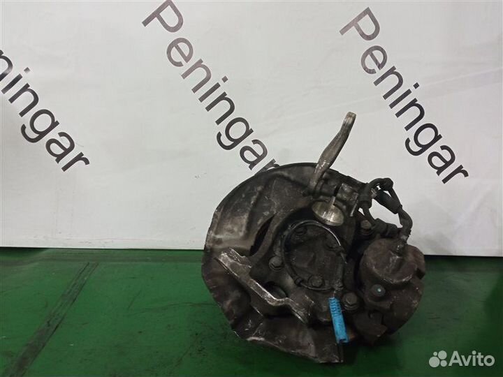 Ступица (кулак, цапфа) передняя правая Bmw 525I