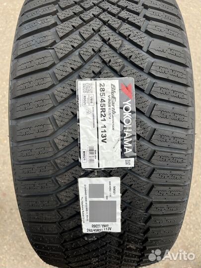 Yokohama BluEarth Winter V906 285/45 R21 113V