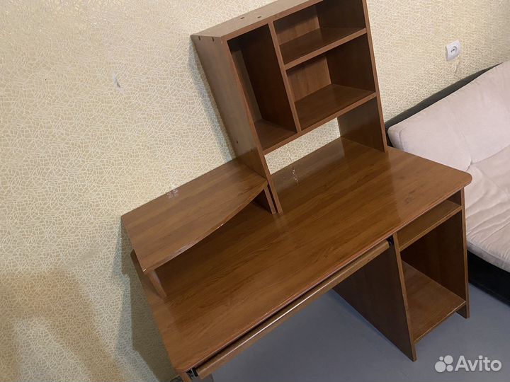 Стол