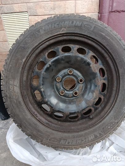 Michelin Latitude X-Ice 2 205/55 R16 94H