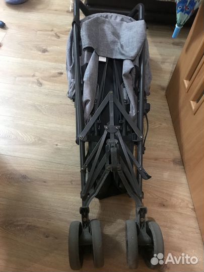 Прогулочная коляска трость