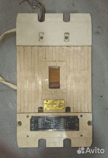 Автоматический выключатель А3793 буз 630А