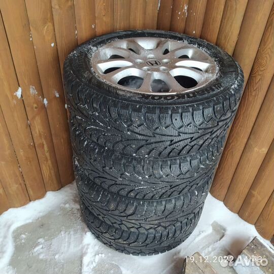 Hankook Winter I'Pike 225/55 R18