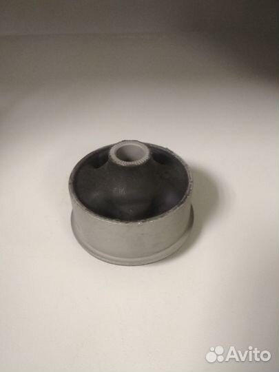 Сайленблок переднего рычага Джили Эмгранд ес7