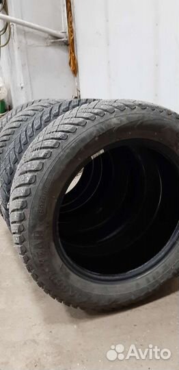 R17 Goodyear Ultragrip Ice Arctic 215/60, PCD 0x98 DIA 15