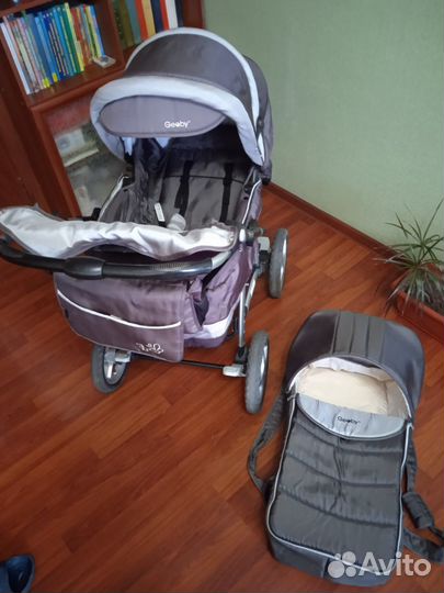 Коляска всесезонная