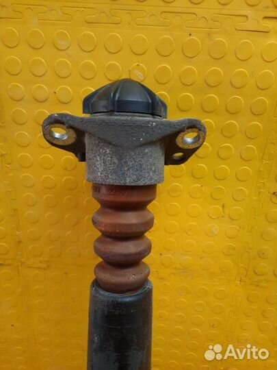 Амортизатор задний Skoda Rapid CWV 678727 2019