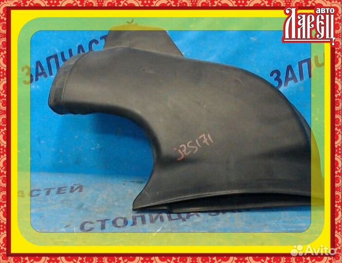 Воздухозаборник toyota crown JZS171