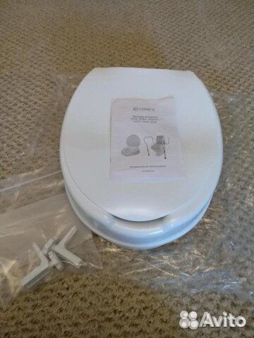 Насадка для унитаза.Стул для ванны и душа 