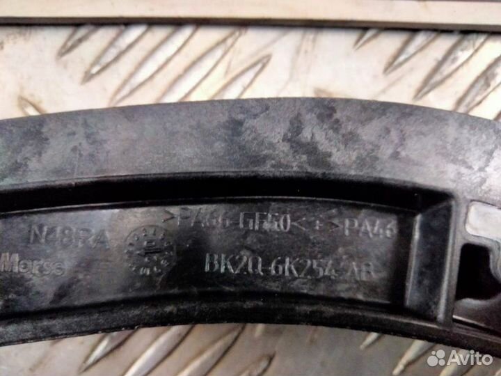 Направляющая цепи грм боковая Peugeot Boxer 2.2