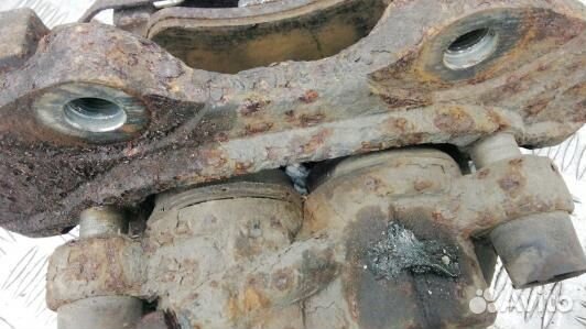 Суппорт тормозной передний левый mercedes benz M-c