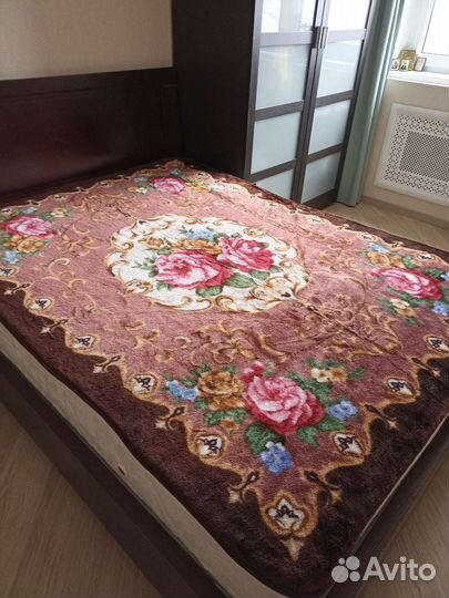 Покрывало на кровать