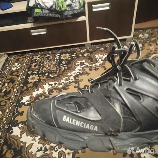 Balenciaga track 1 black white