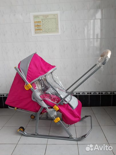 Велосипед трёхколёсный с ручкой бу