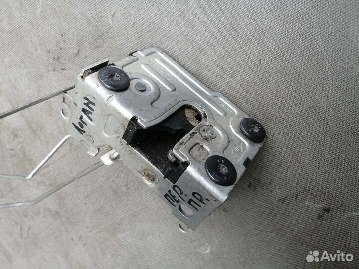 Замок двери передн. правой Renault Logan 2005-2014