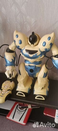 Игрушка робот тт331