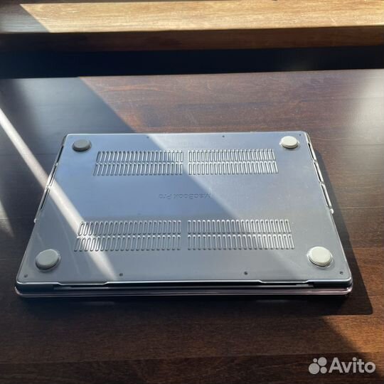Macbook pro 14 m1 16 512 silver