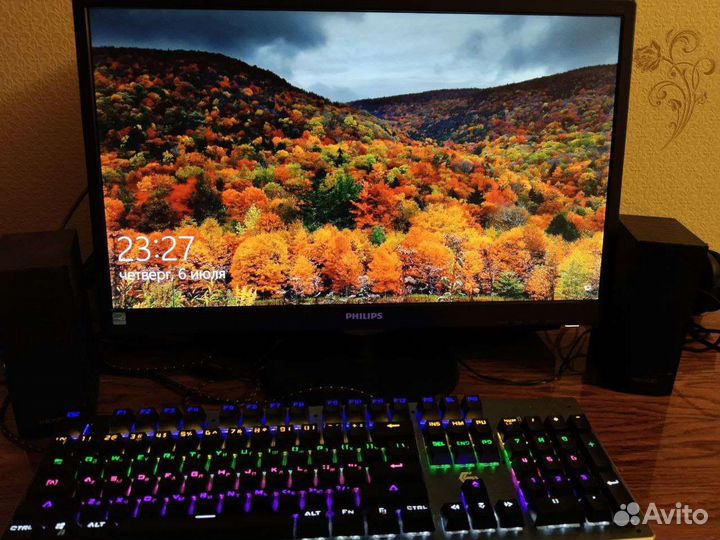 Монитор Philips 223v