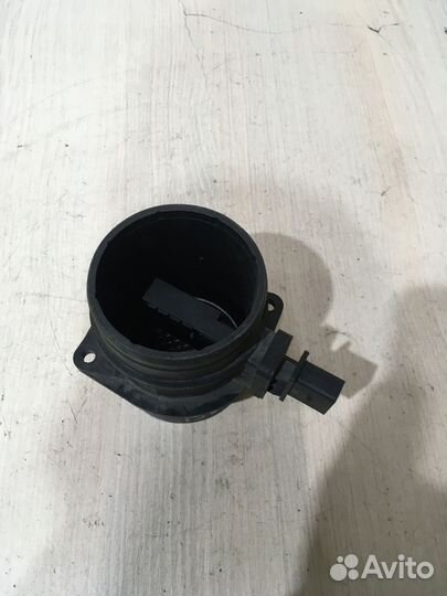 Расходомер воздуха Фольксваген пассат Б6