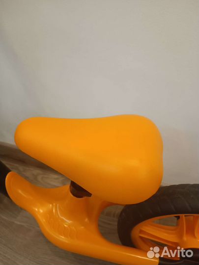 Беговел lionelo alex