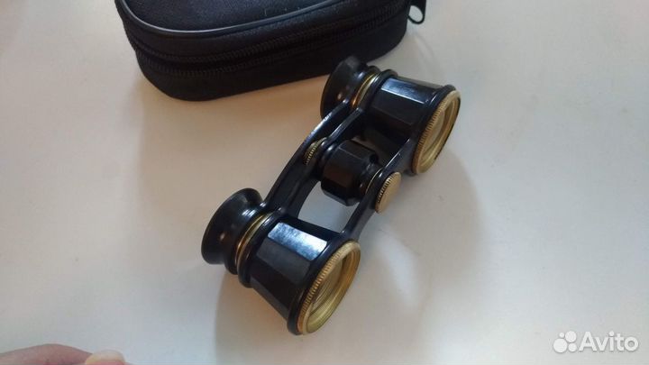 Театральный бинокль