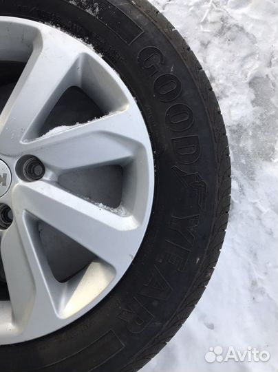 Литые диски с резиной r15