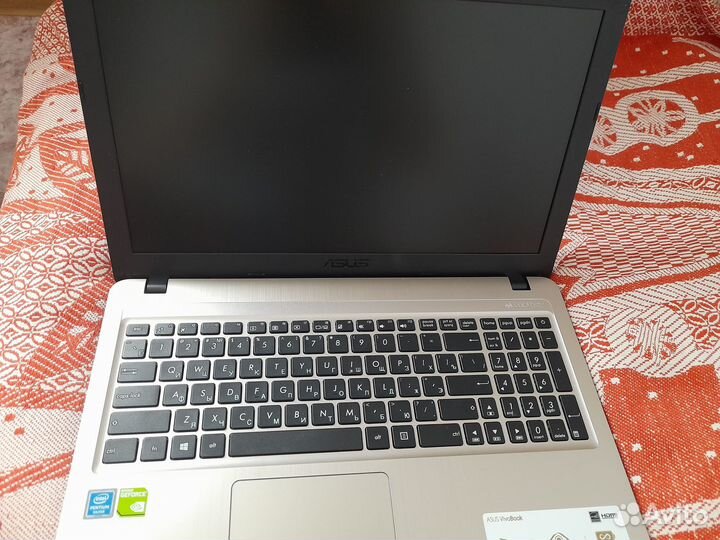 Продам ноутбук