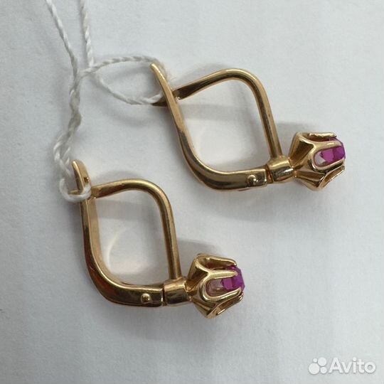 Серьги с синтетическим камнем Золото