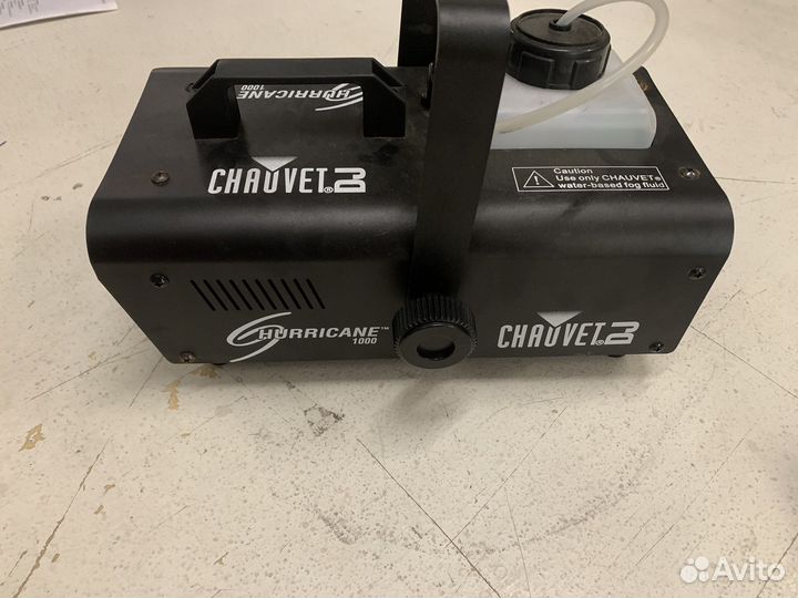 Дым машина chauvet hurricane 1000