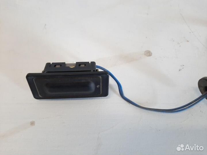 Кнопка открывания багажника Chevrolet Aveo T300 20