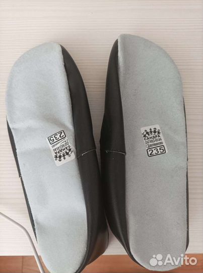 Новые чешки, стелька 23.5 см