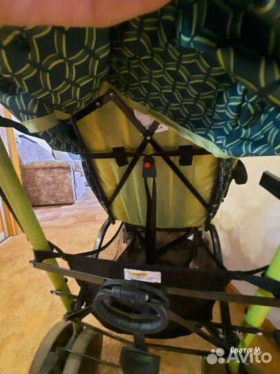 Прогулочная коляска трость