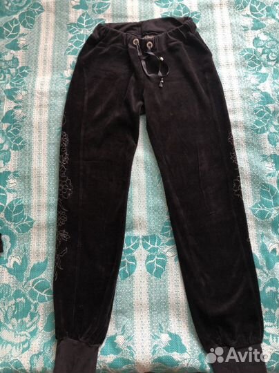 Спортивный костюм женский 42-44 размер