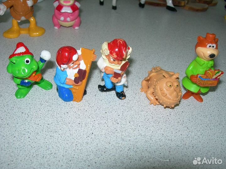 Киндер сюрпризы макдак машинки бегемоты