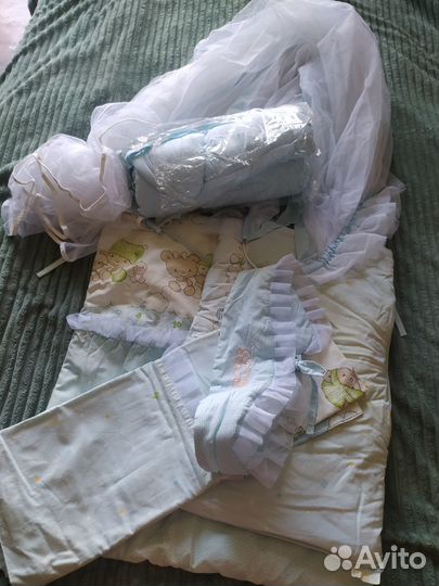 Комплект в детскую кроватку