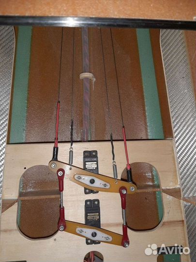 Радиоуправляемый самолет Katana 2.6 m двиг 106 см3